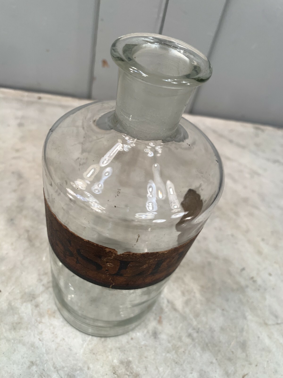 Antique scientific pharmacists jar with original label but no stopper