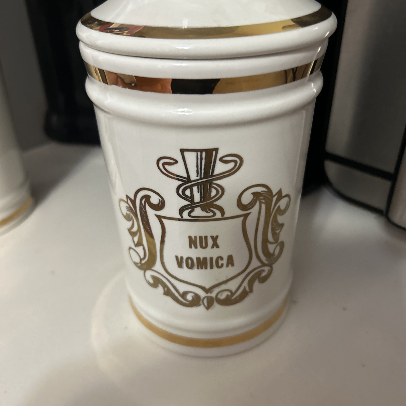 VINTAGE PHARMACY NUX VOMICA APOTHECARY CANISTER JAR WITH LID- OWENS, ILLINOIS