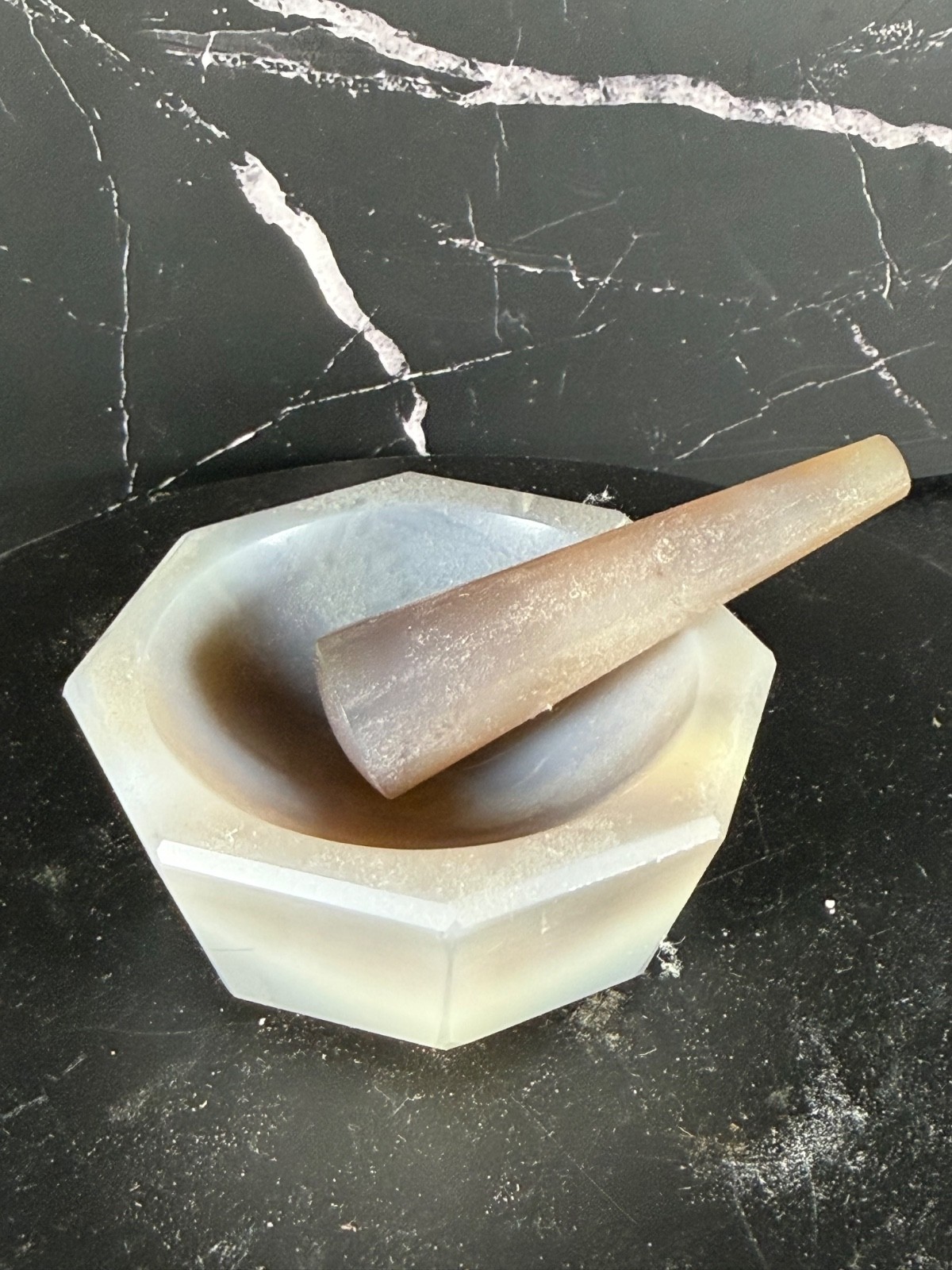 Vintage Agate Mortar 3″ wide x 1 1/2″ tall and Pestle 3″ Beautiful piece