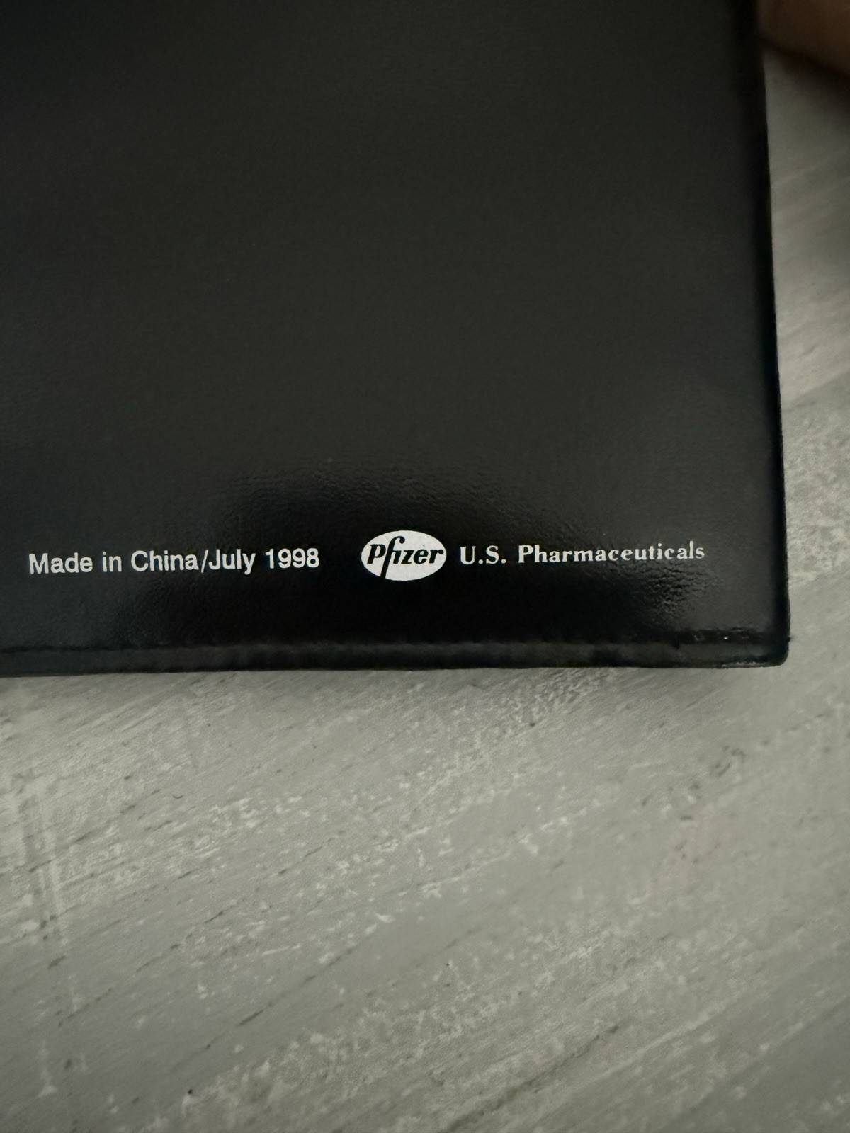 Vintage Viagra Pfizer Small Portfolio Bi-Folder Professional 1998 9″x6″
