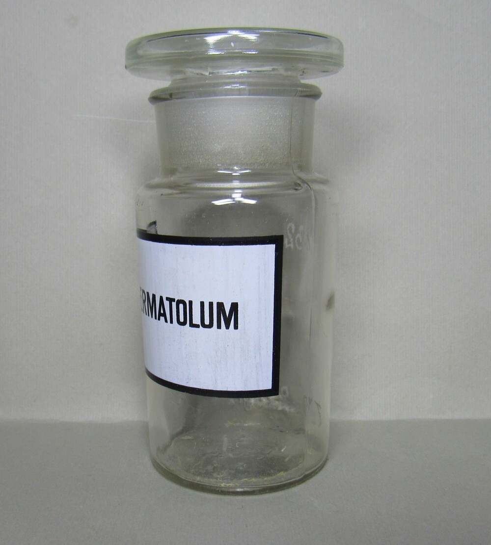 Vintage Medical Science Glass Bottle,Germany,DERMATOLUM