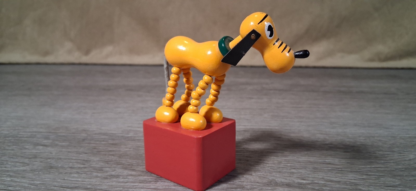 CLAVAMOX* Pharma Advertising Pluto Collapsible Toy Dog Promotional Swag 1990s