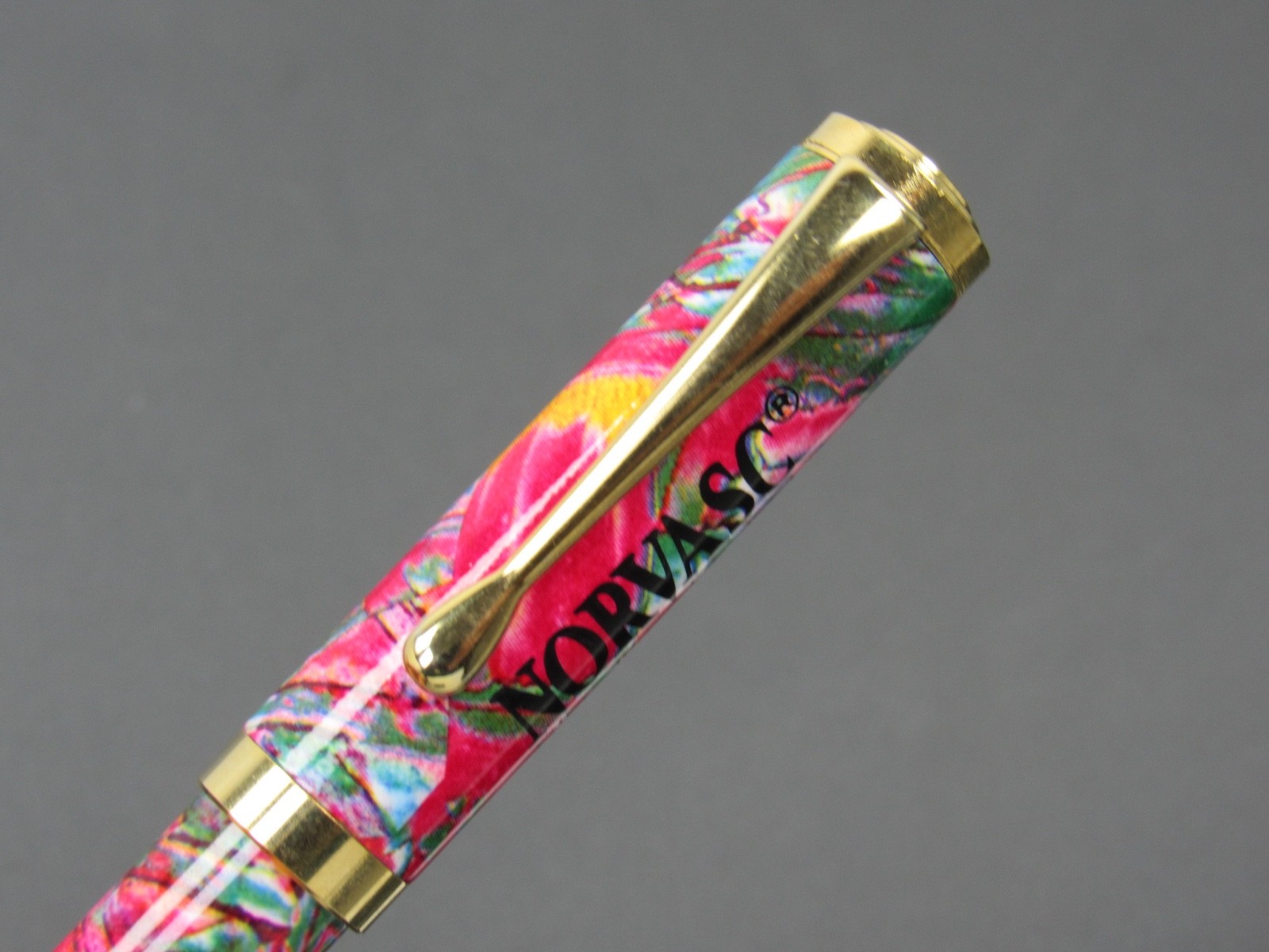 Beautiful, Colorful Norvasc Metal PEN Drug Rep Pharmaceutical Promo Advertising