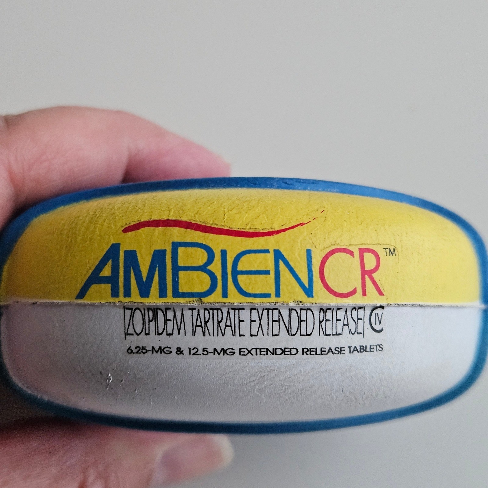 Ambien CR Stress Ball Promo Pharmaceutical Collectible Blue Yellow White Good
