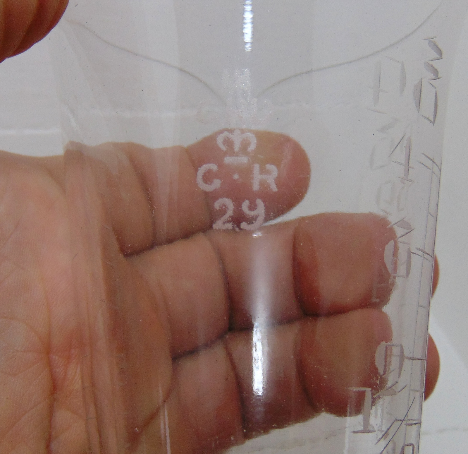 Hand Etched “Pedestal” Type Chemists / Laboratory Medicine Measure 1929