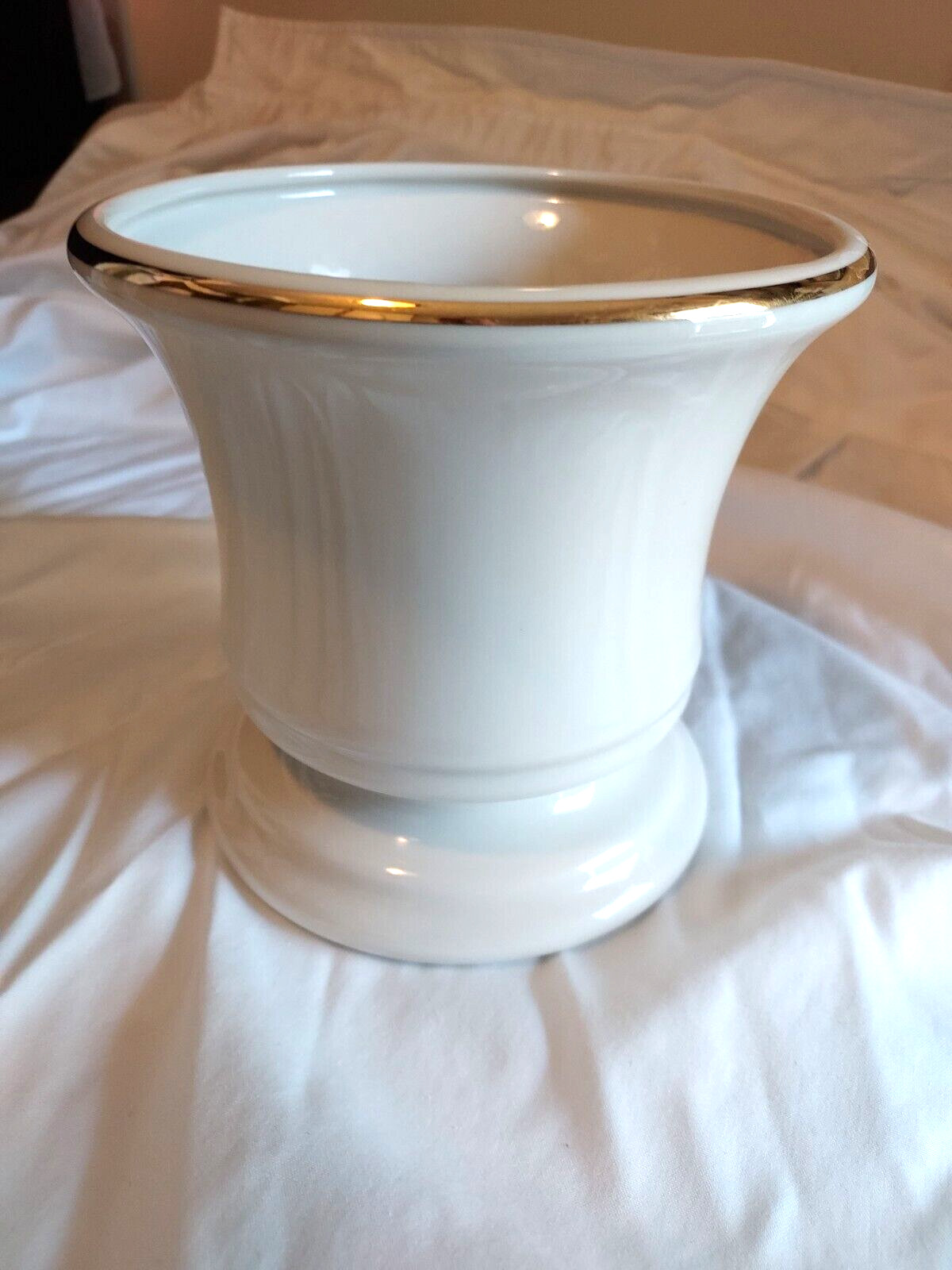 LARGE Ceramic Rx Mortar by Blair Cream And Gold Trim 6″ Fantastic Display Item