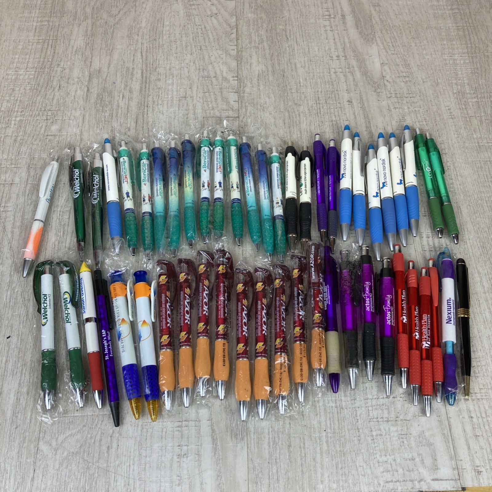 Lot of 52 Metal and Plastic Pharmaceutical Drug Rep Pens Medical Collectibles