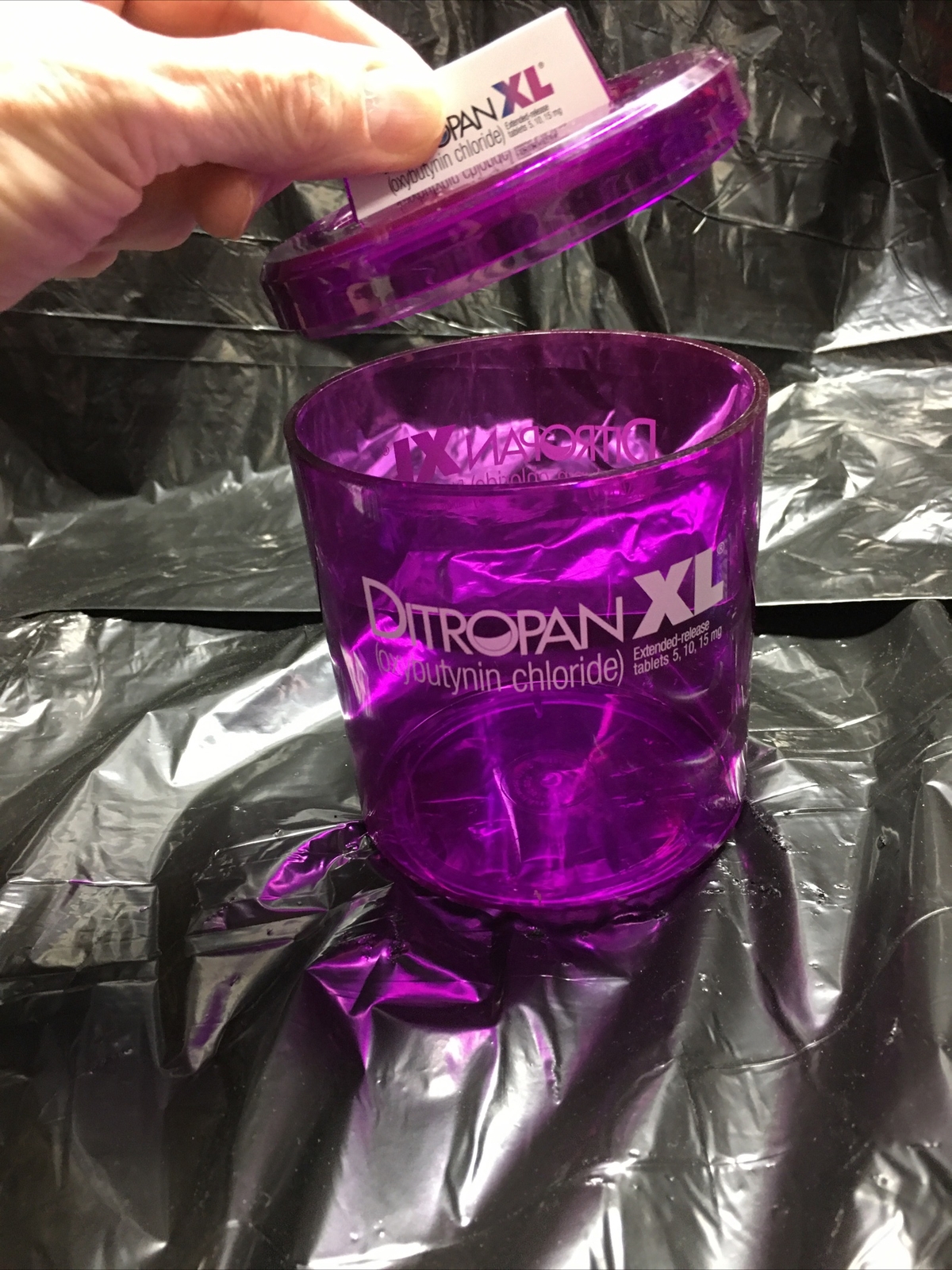 Ditropan XL Jar Multipurpose Drug Rep Pharmaceutical Pens Plastic Collectibles