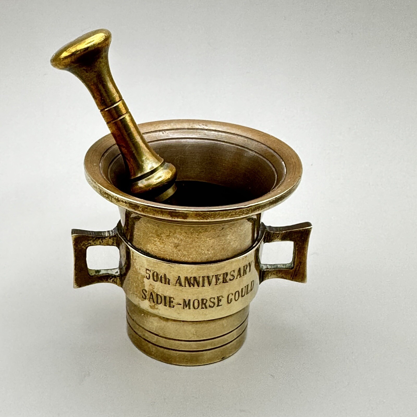 Apothecary Mortar & Pestal Herbs Spices Pharmacy Medical Sadie Morse Gould Brass