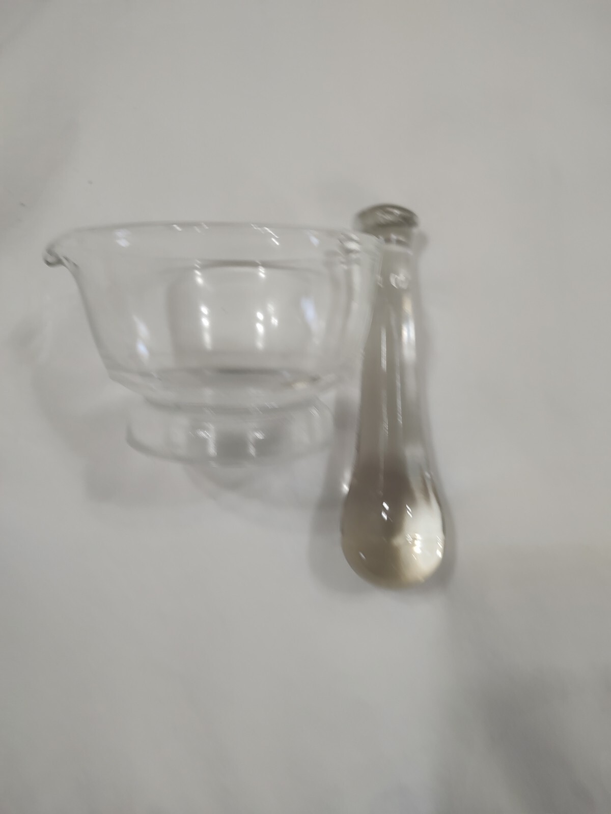 Vintage Pharmacy Postal & Mortar Glass Apothecary 4 Oz Pour Spout No Chips