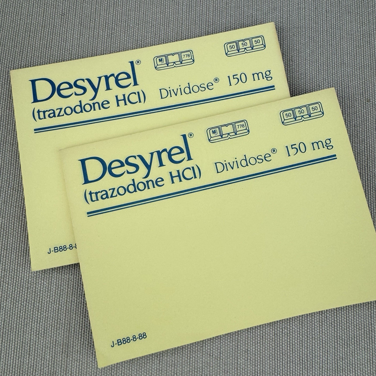 Trazodone Post-It Notes & Plastic Clips Vintage Drug Rep Swag Desyrel Dividose