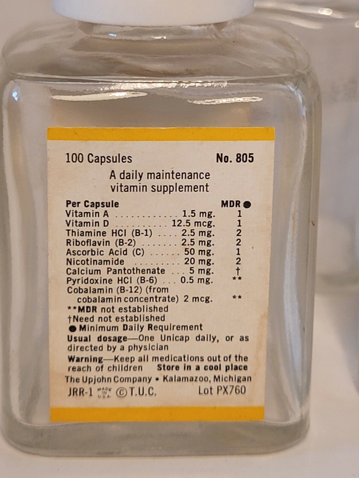 Lot Of 4 Vintage Upjohn Unicap Multivitamins Empty Bottles Collectible Jars Drug