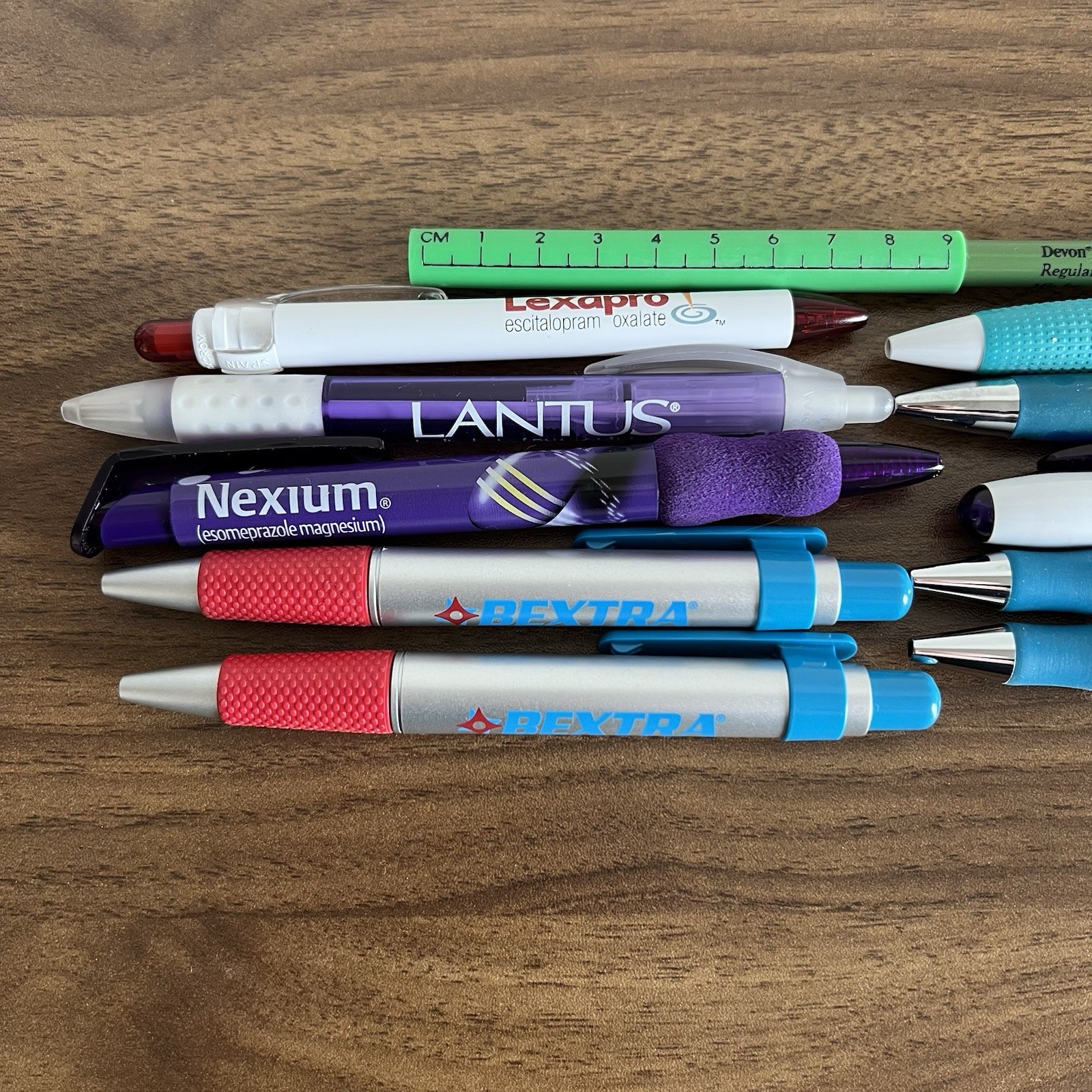 Lot 11 Metal Plastic Pharmaceutical Drug Rep Pens Medical Collectibles *Most Dry