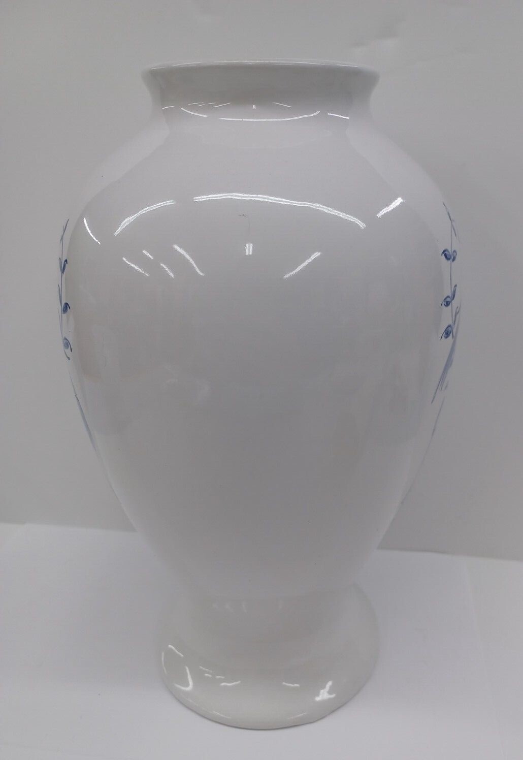 Lilly Pharmaceutical (c)1989 DIASCORD Opium Portugal Vase Blue/White Collectible