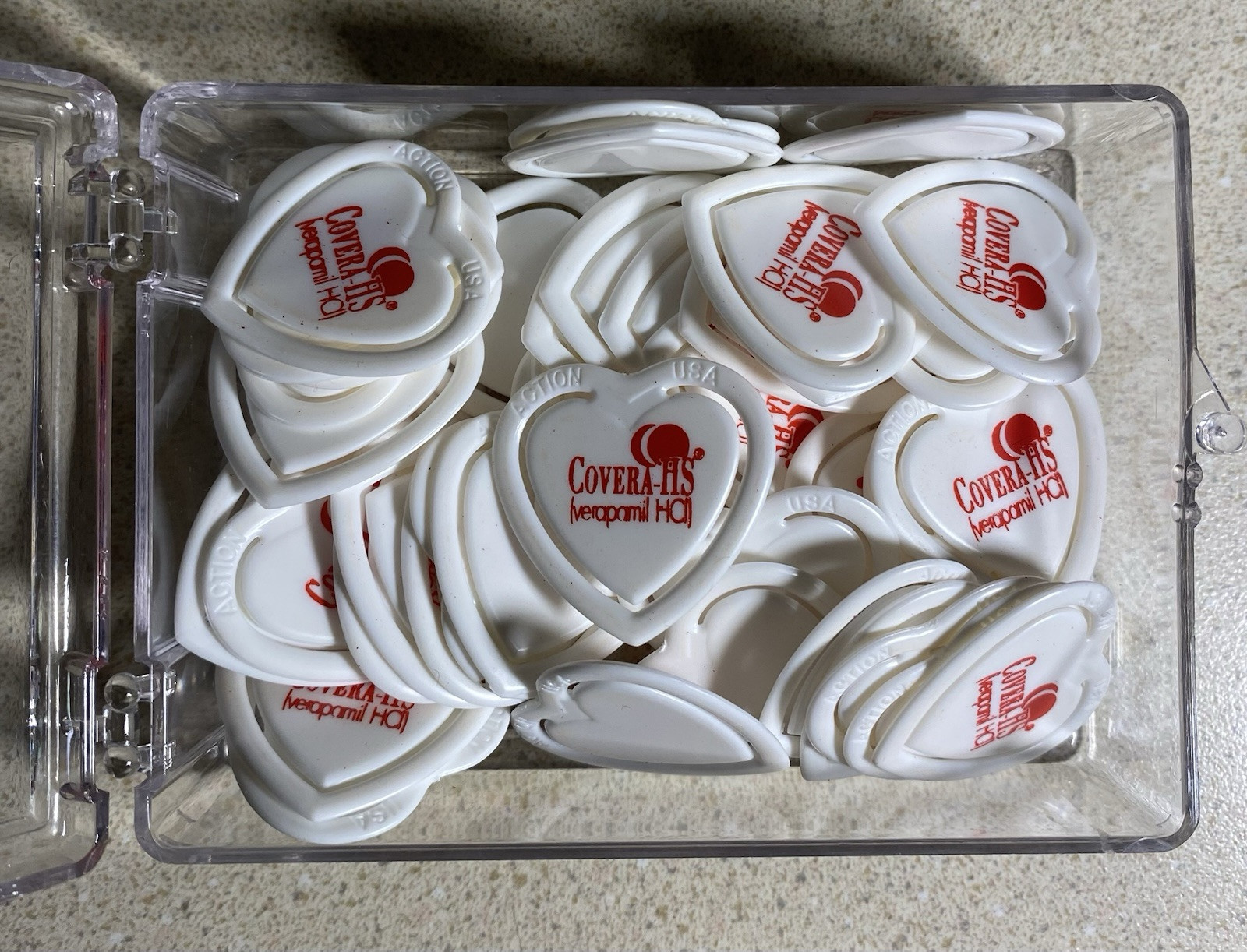 pharmaceutical drug rep collectibles Covera-HS Plastic Clips Promo Promotional