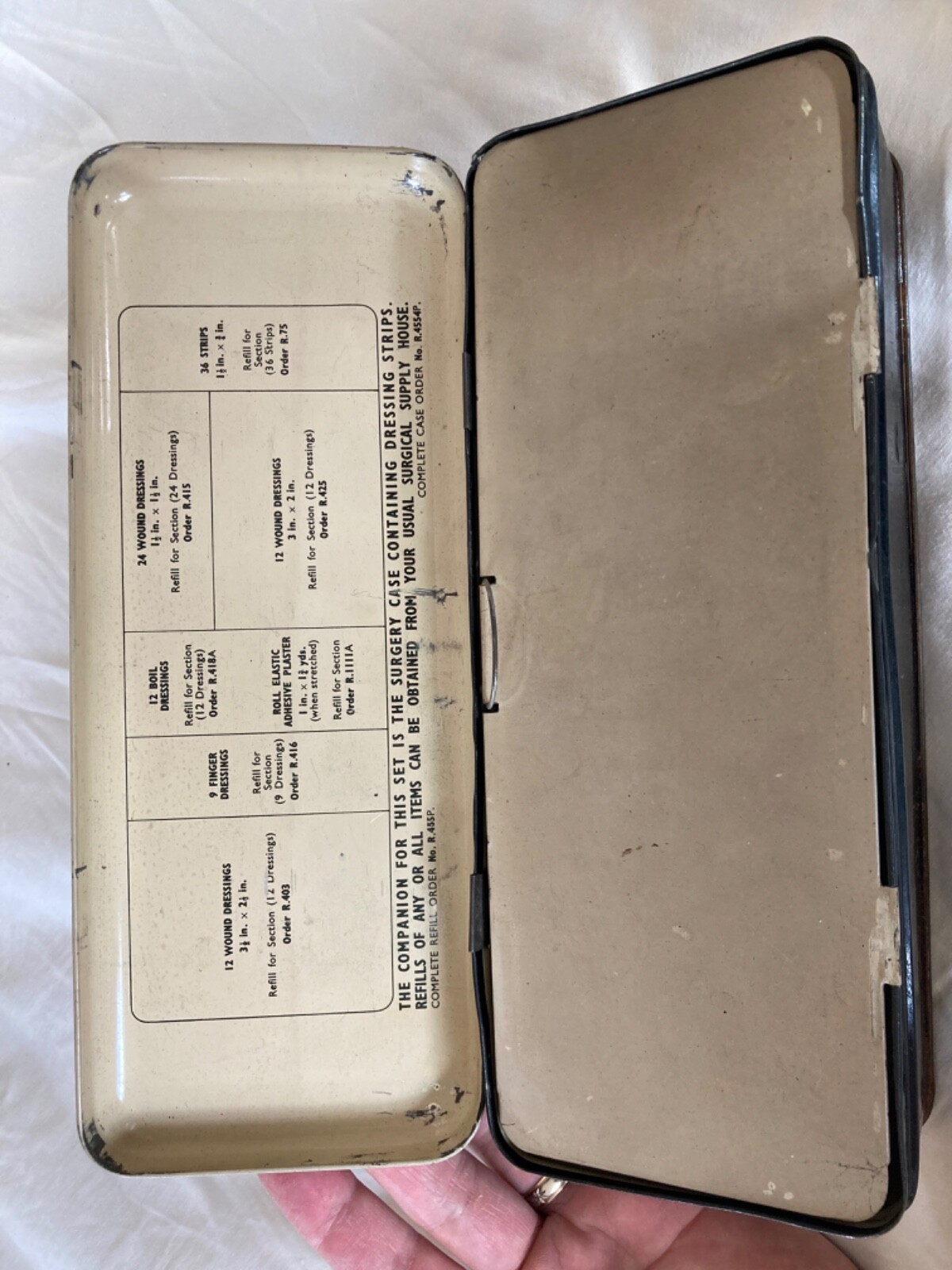 VTG Tensoplast Doctors set Medical tin. Hull, England