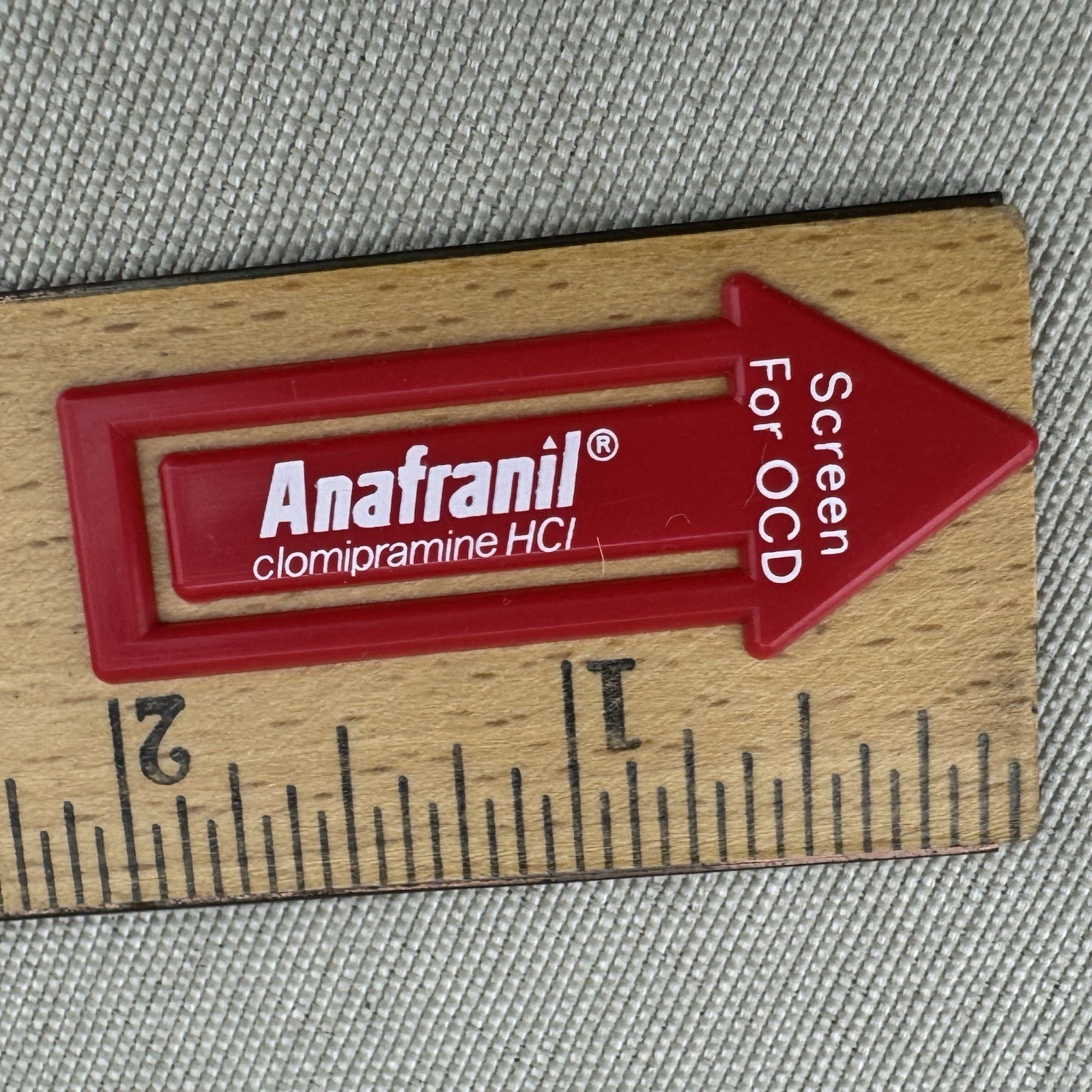 Anafranil “SCREEN FOR OCD” Red Arrow Plastic Paper Clips Vintage Drug Rep Swag
