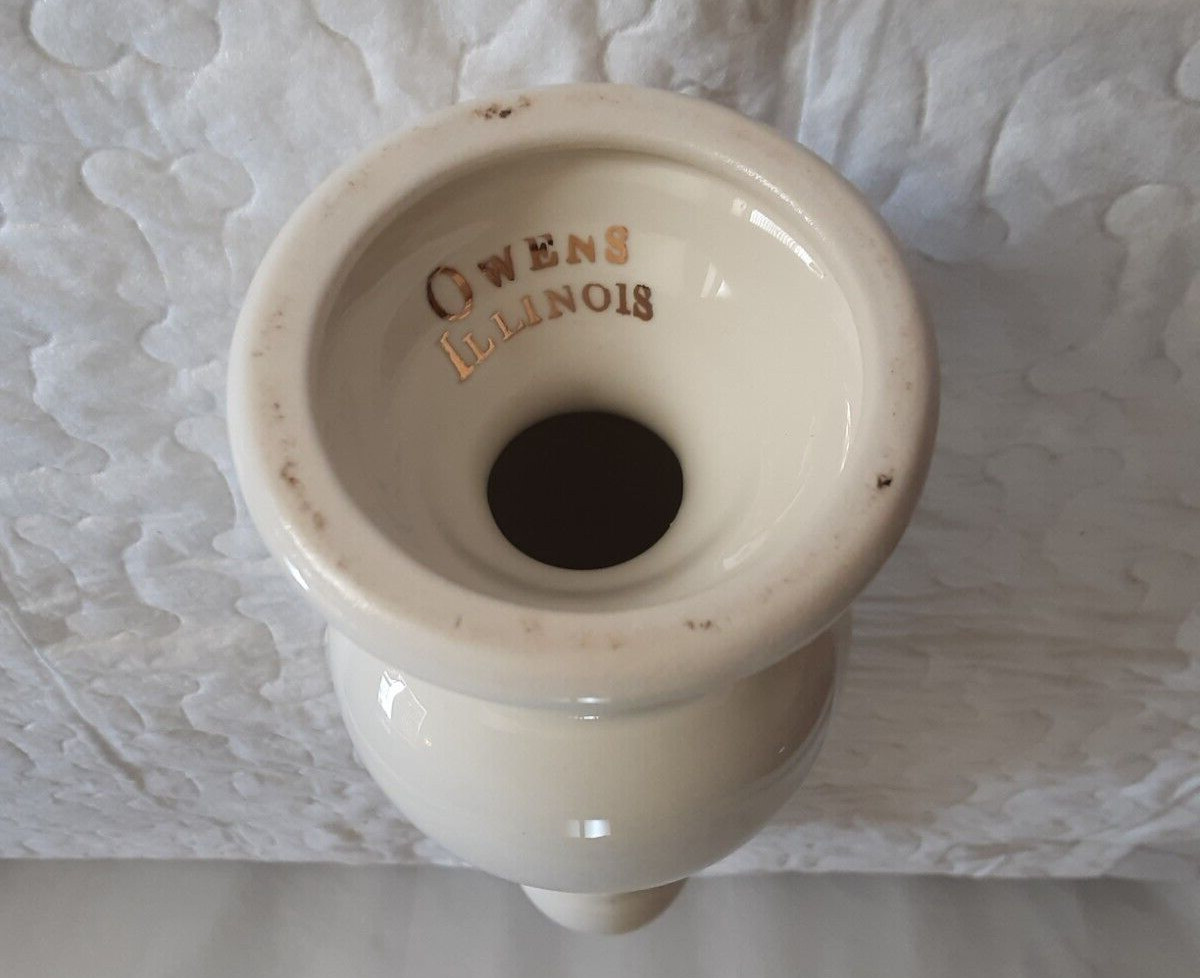 Vintage Collectable Owens-Illinois 12″ Ceramic Finial White with Gold Apothecary