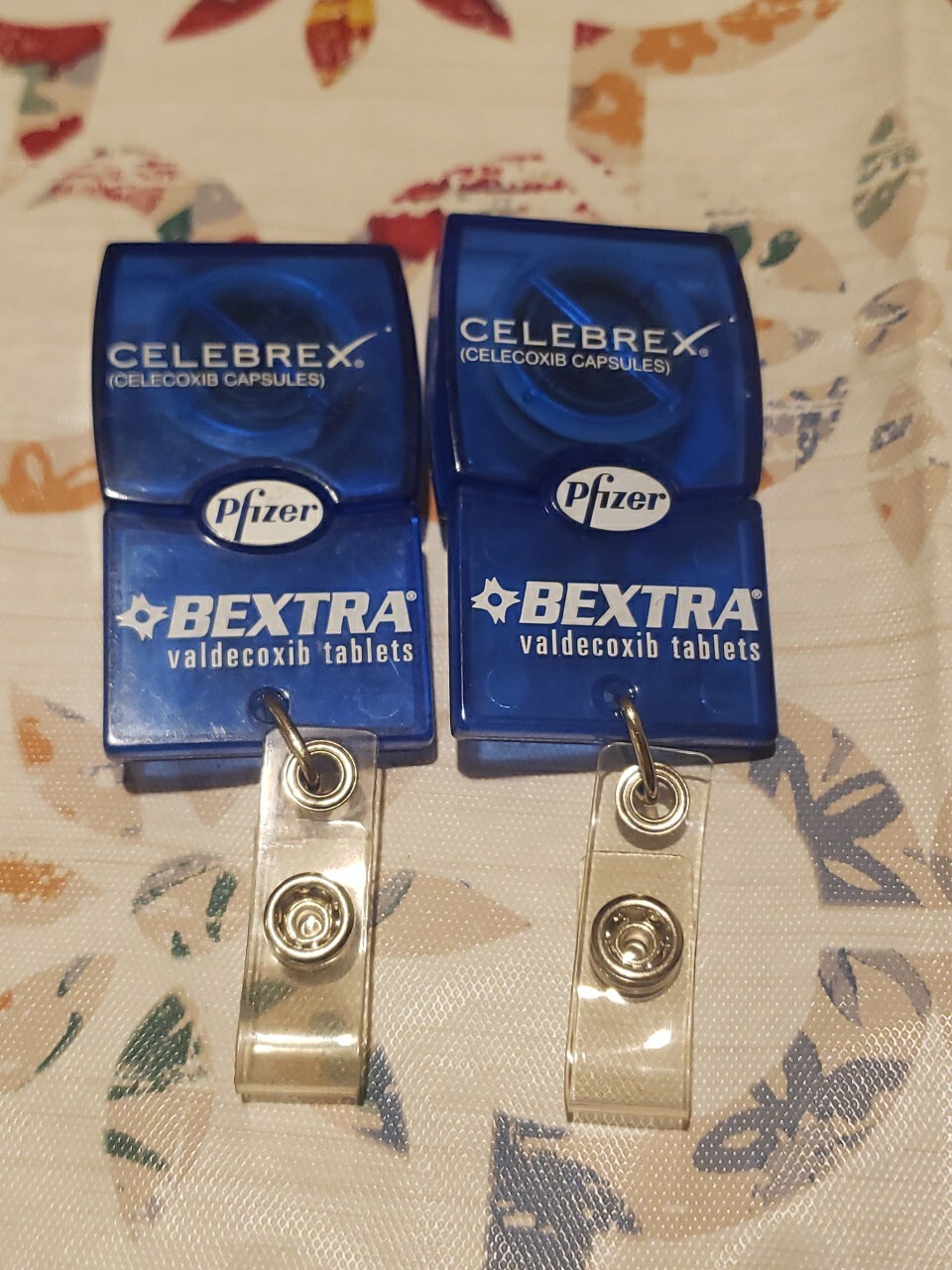Pfizer Celebrex Bextra Pharmaceutical Promo Retractable Badge Holder Lot Of Two