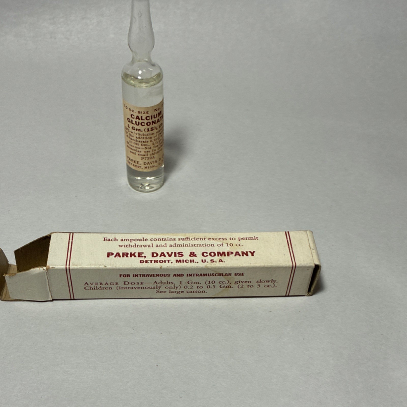 Vintage Parke Davis Calcium Gluconate Ampoule 10cc 1g No.239 with Box Detroit MI