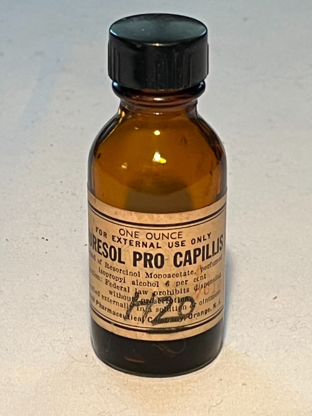 c1940s Euresol Pro Capillis Knoll Pharmaceutical Company Orange NJ Bottle