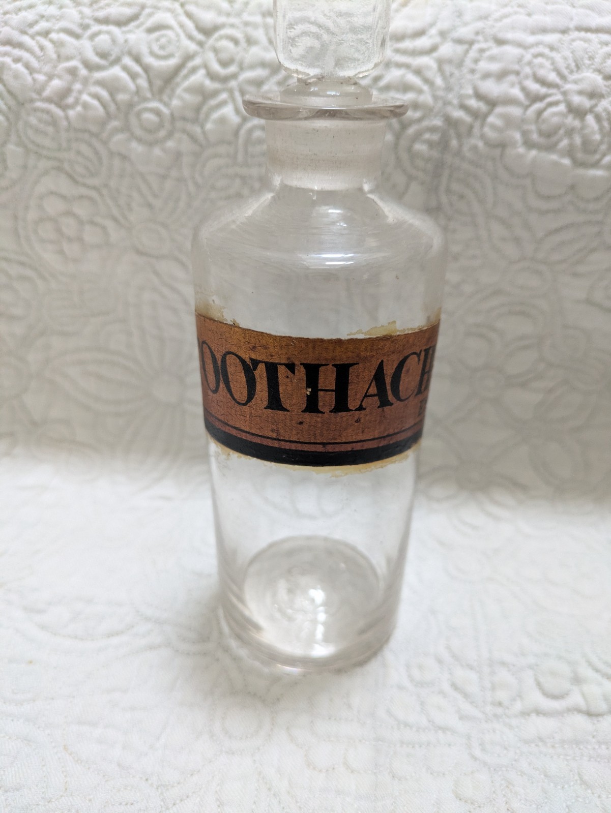 Antique Apothecary or Pharmacy Gold Label Bottle – Toothache Essence