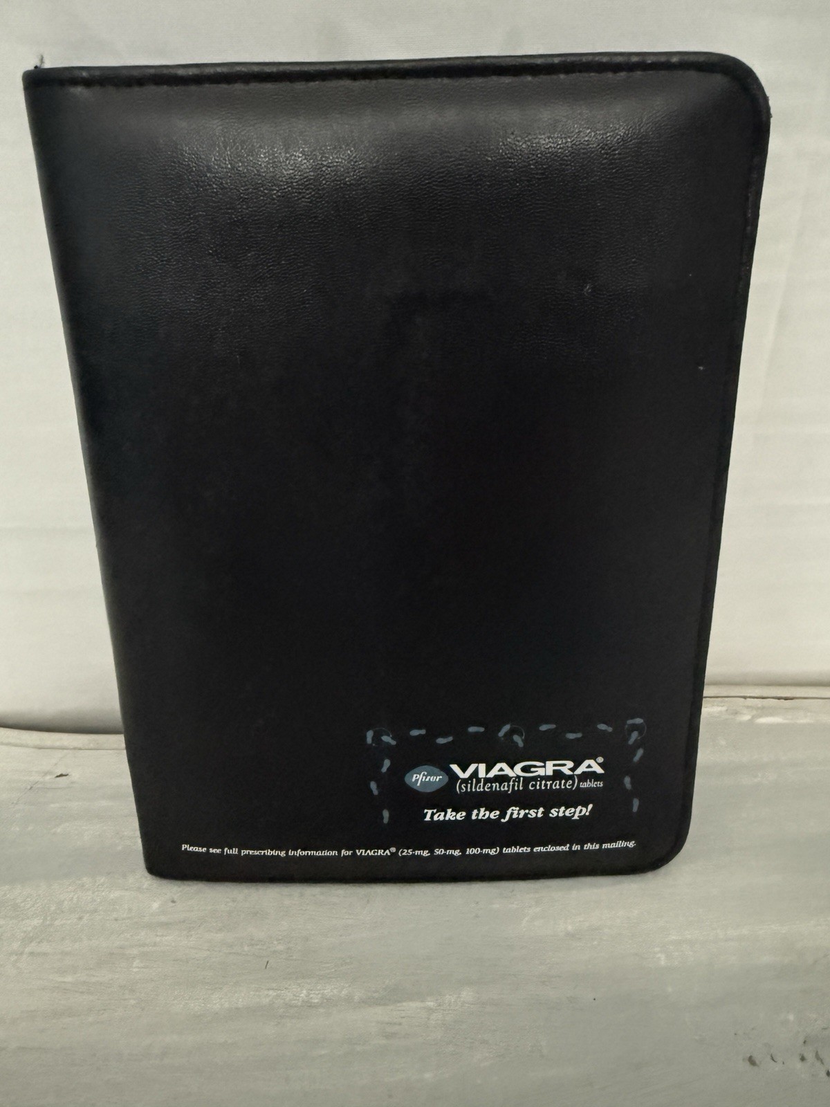 Vintage Viagra Pfizer Small Portfolio Bi-Folder Professional 1998 9″x6″