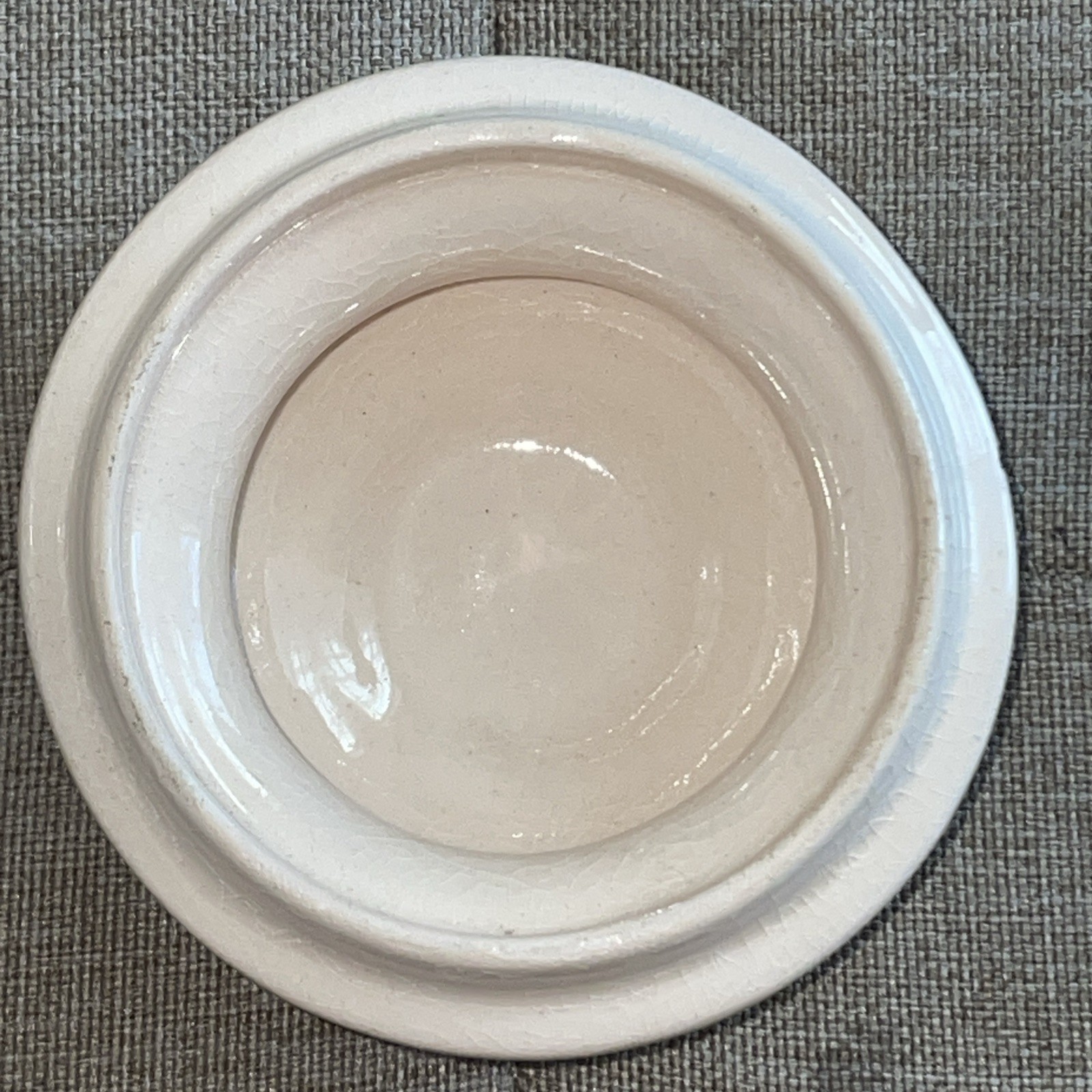 VINTAGE – Eli Lilly Pulvules Canthar Apothecary Pharmacy Crock with Lid Portugal