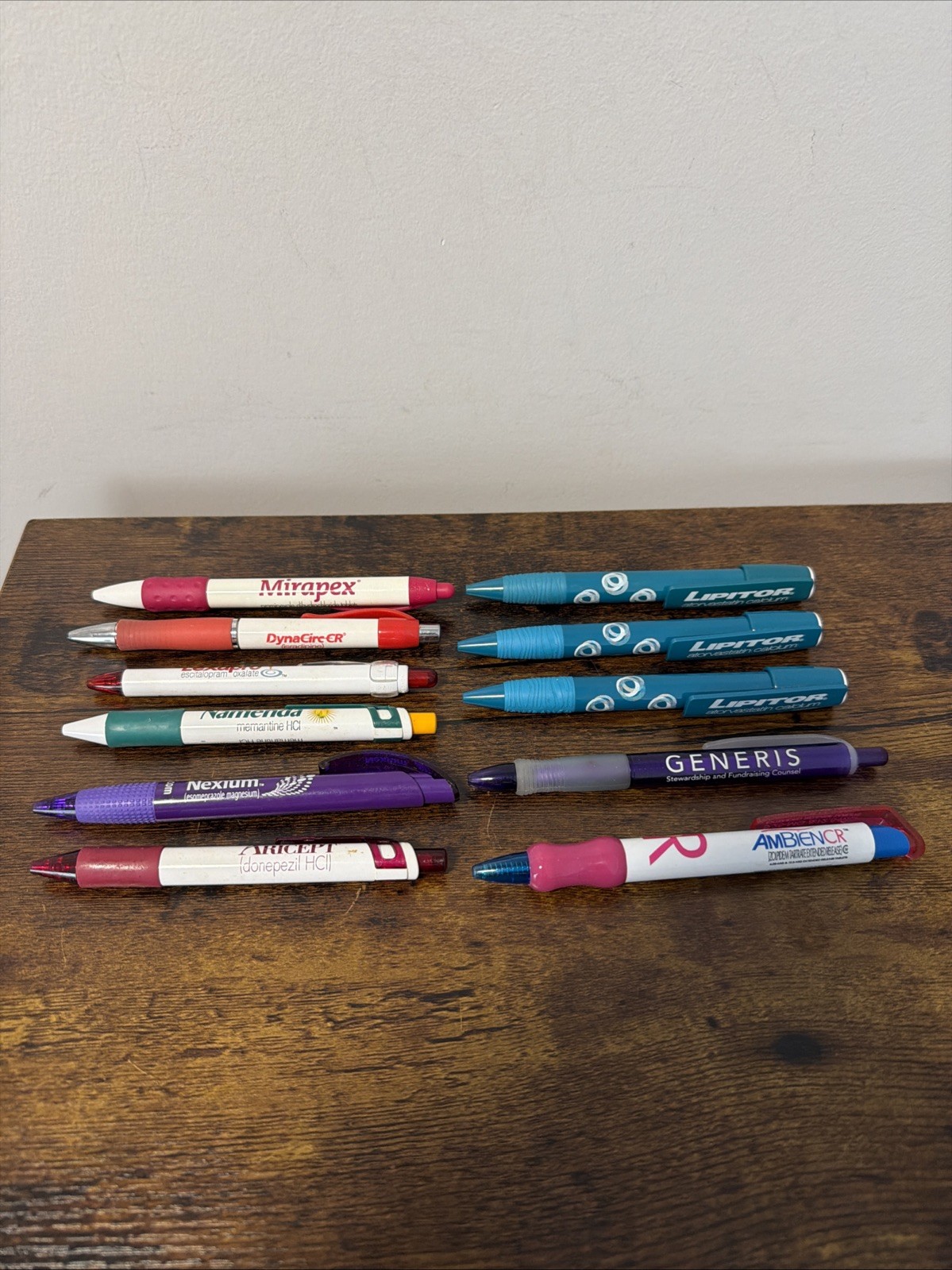 Vintage Pharmaceutical Drug Rep Lot of 11 Plastic Pens Untested, Big Pharma