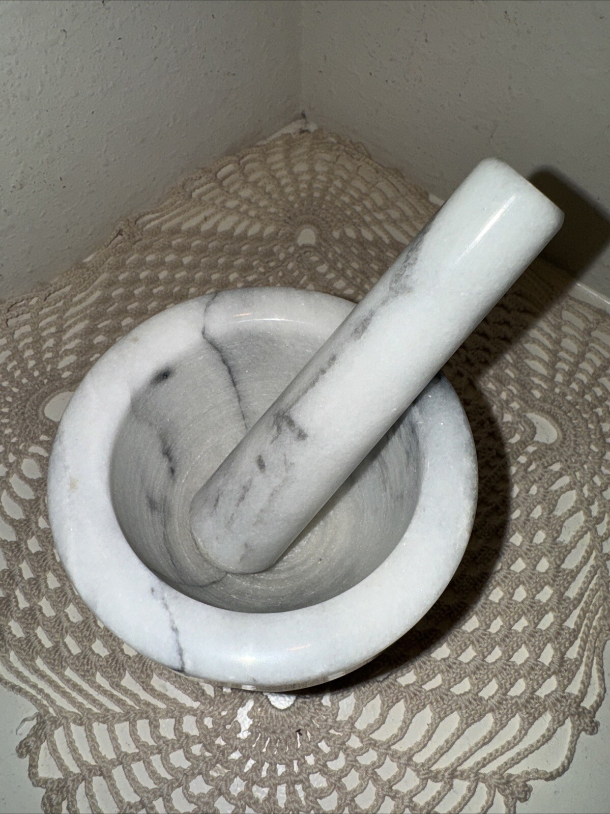 Vintage 1960’s White Italian Marble Mortar And Pestle 3+ Pounds 4-1/8” H x 4” W