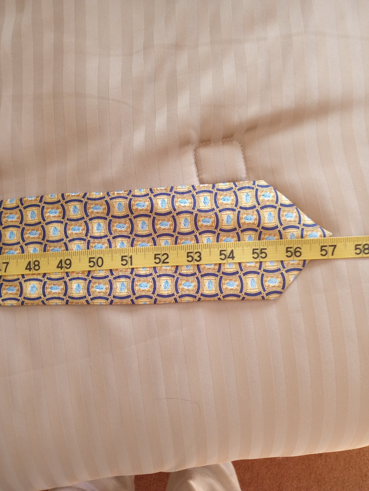 New – Pfizer – Neck tie Printed with Viagra pill 100% Silk