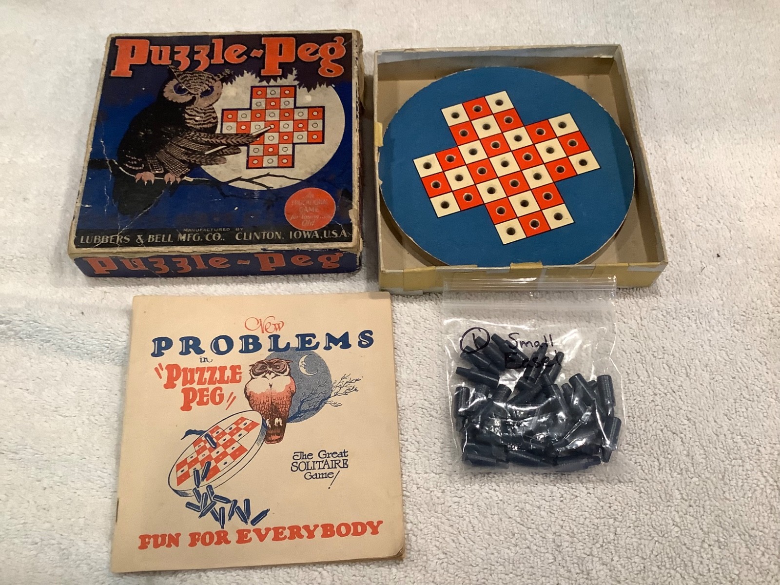 VTG 1920s Puzzle-Peg Game Lubbers & Bell Clinton Iowa Wood Board Pegs Booklet