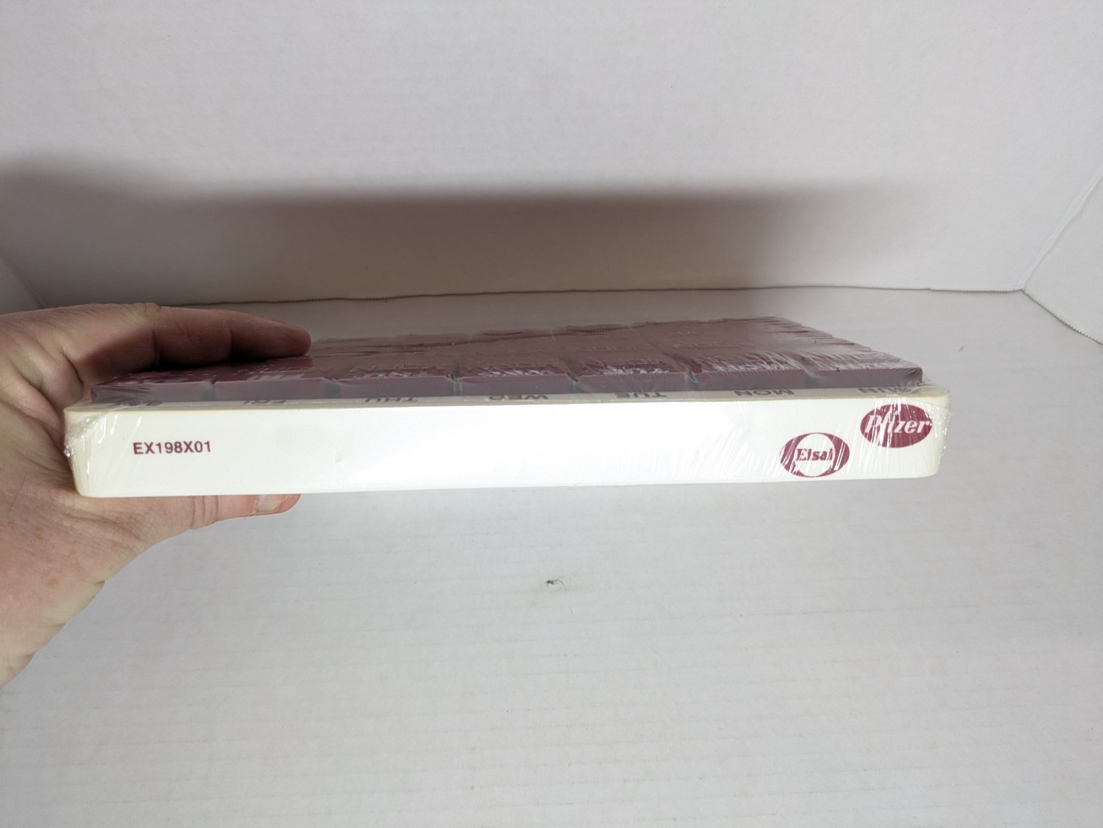 SEALED Vintage Aricept Pharmaceutical Drug Rep Promo 7 Day Pill Organizer Sorter