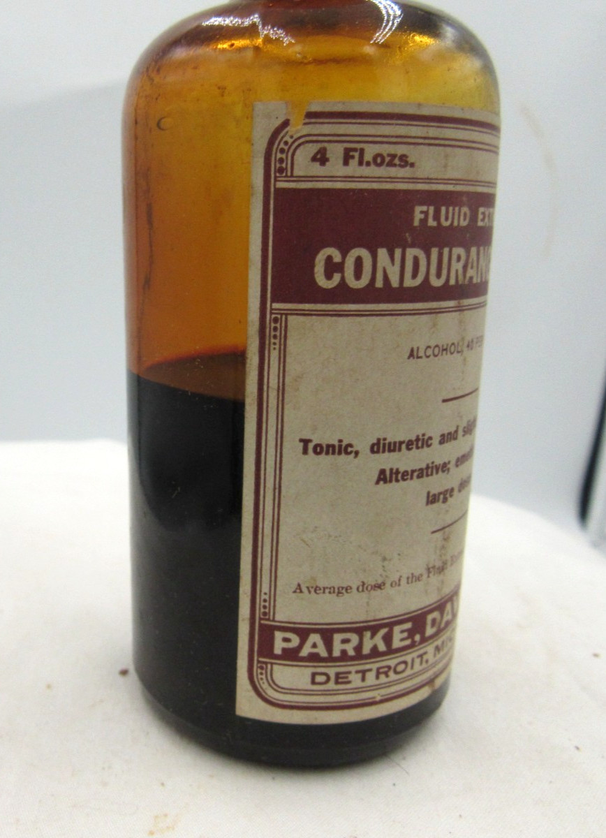 BW – 1920’s Parke, Davis & CO Condurango Detroit Mich 4 7/8 ” Medicine bottle