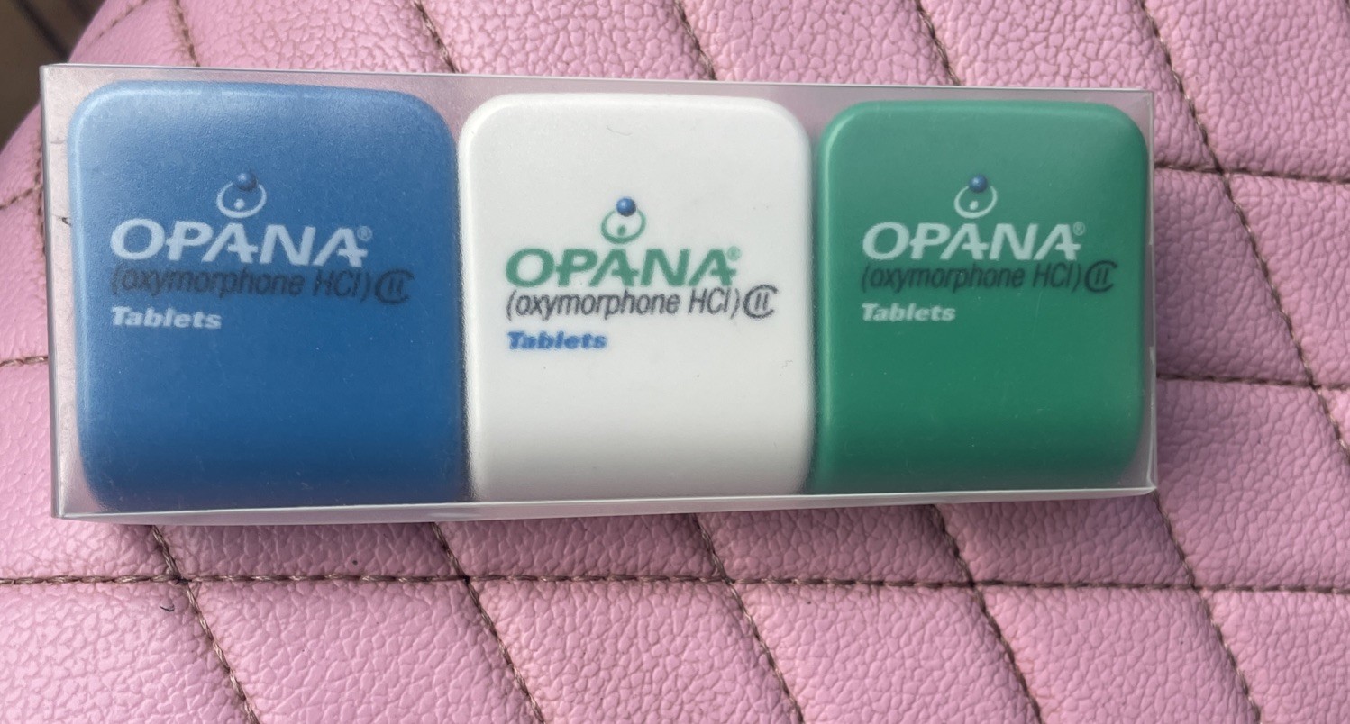 OPANA Oxymorphone CII MAGNET CLIP Set Drug Rep Pharmaceutical Promo Lot of 3