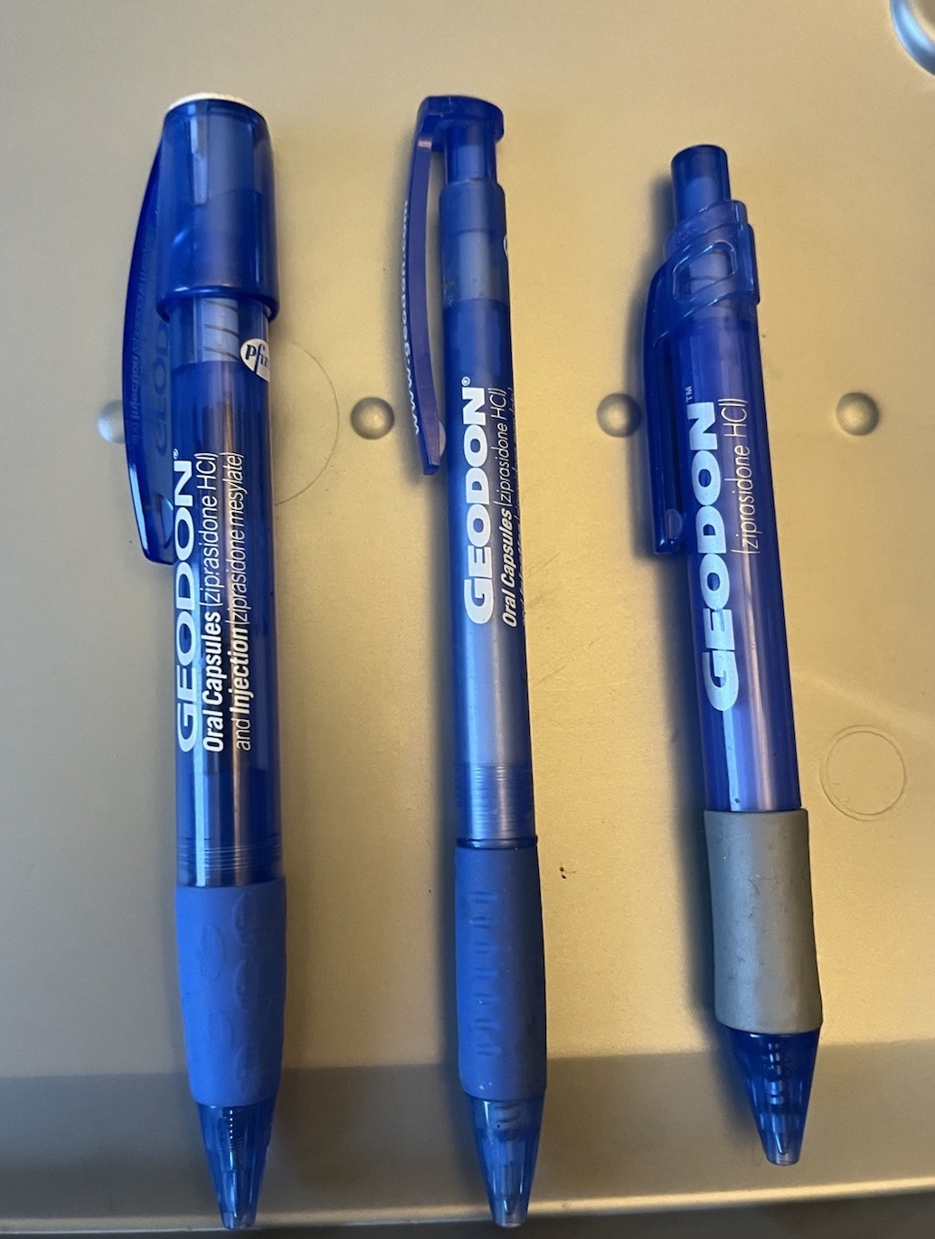 Pharmaceutical Pens Set of 3 Used Condition Plastic Clicker Collectible