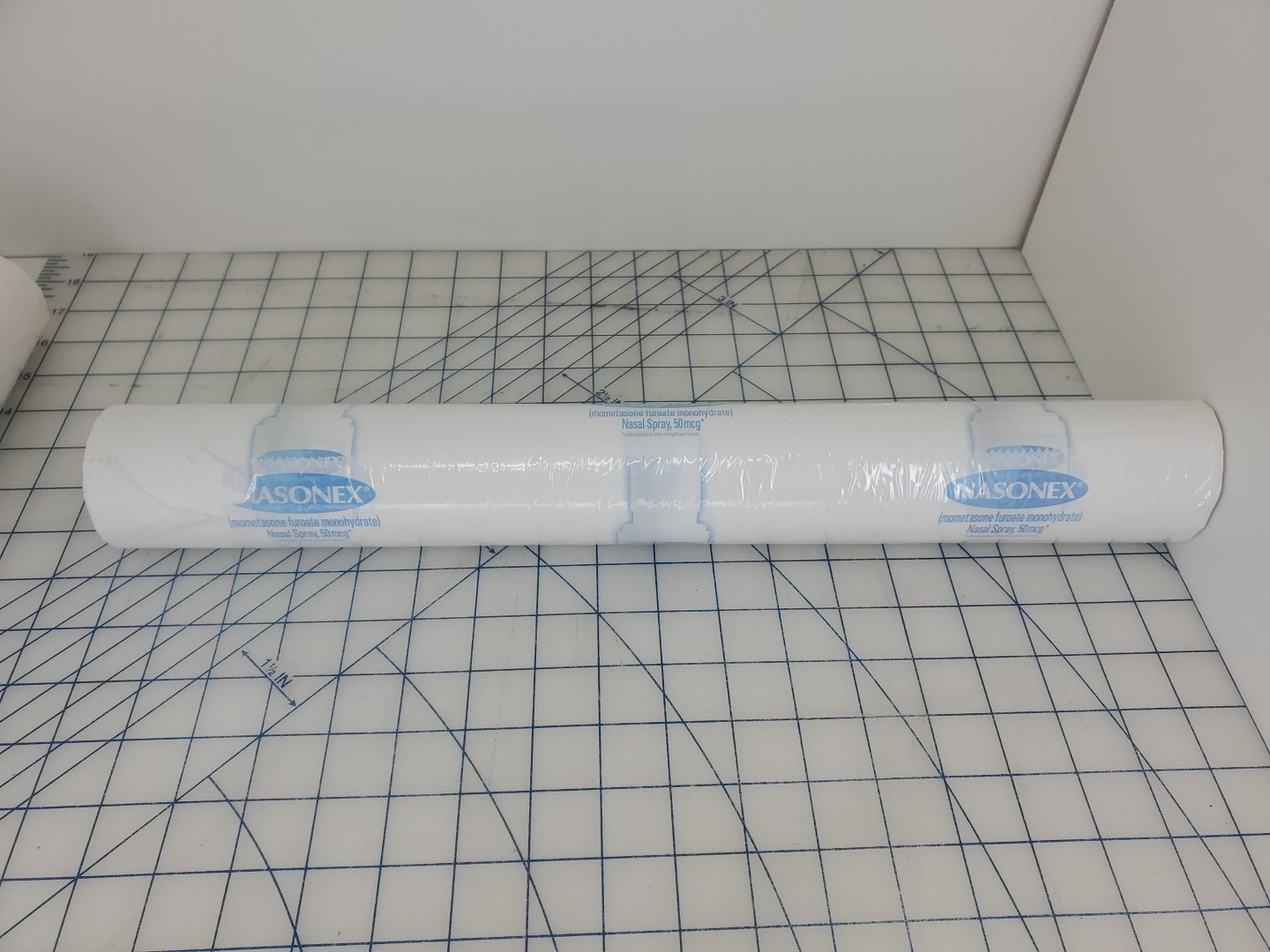 logo print NASONEX nasal spray Drug Rep merch EXAM TABLE PAPER ROLL new 18″ wide