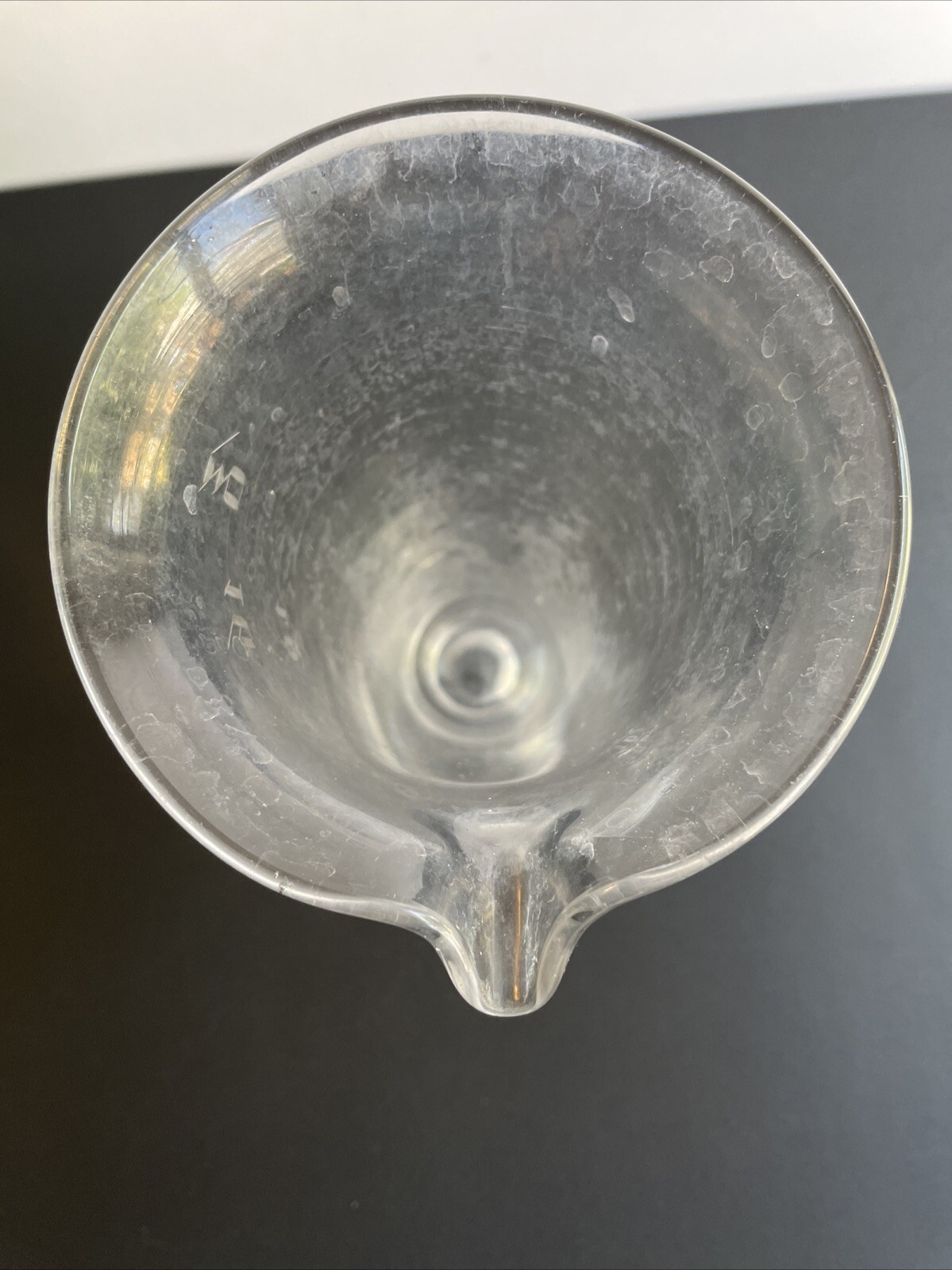 Vintage TD Glass 16 oz Graduated Apothecary Measuring Beaker Spouted Pouring