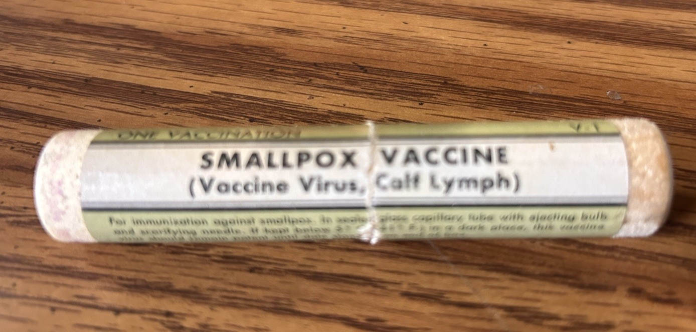 Vtg Small Pox Vaccine Wooden Vial Tube By Eli Lilly Dec 30 1957