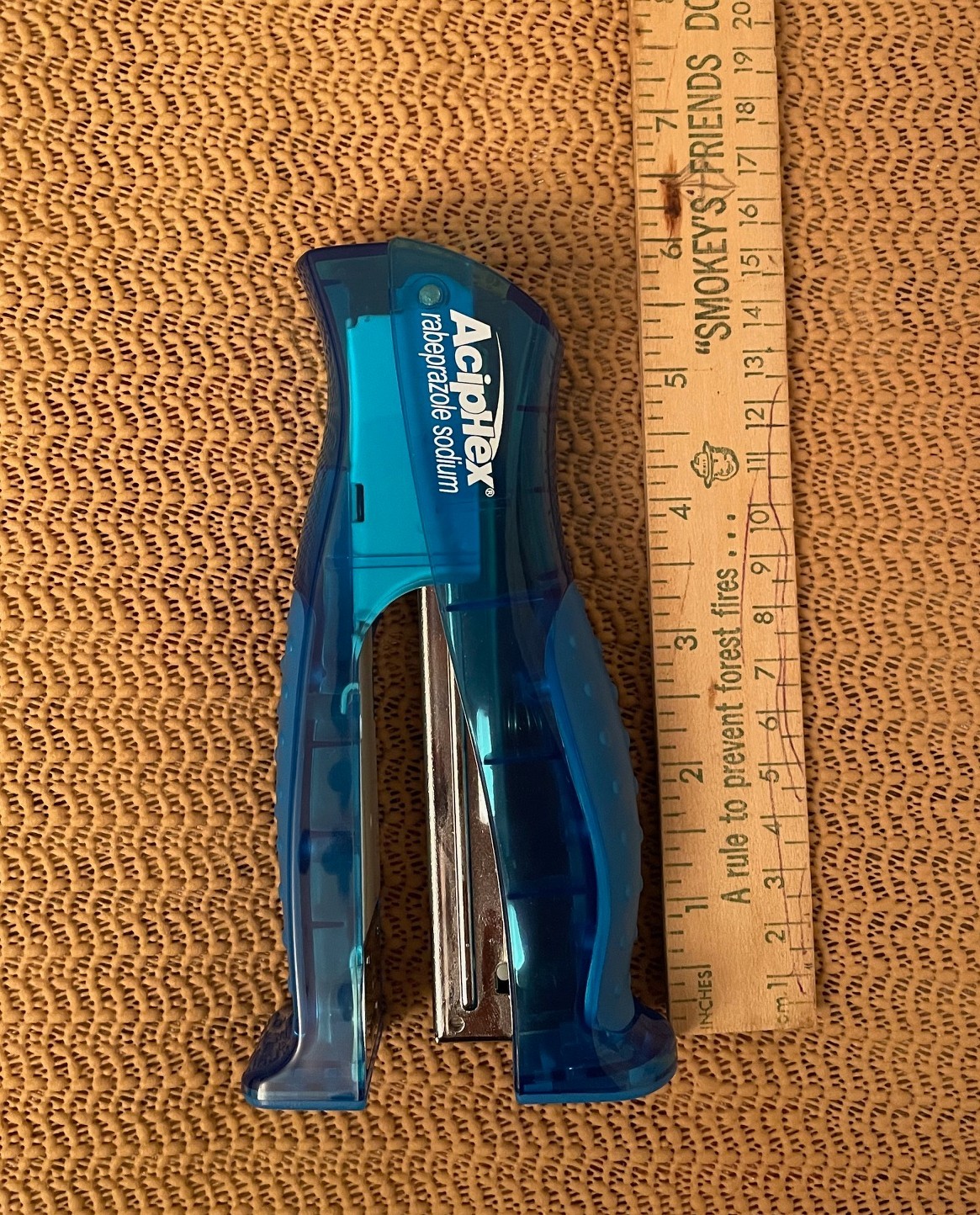 AcipHex Vertical Stapler Pharmaceutical Advertising Prop, Gently Used, Works