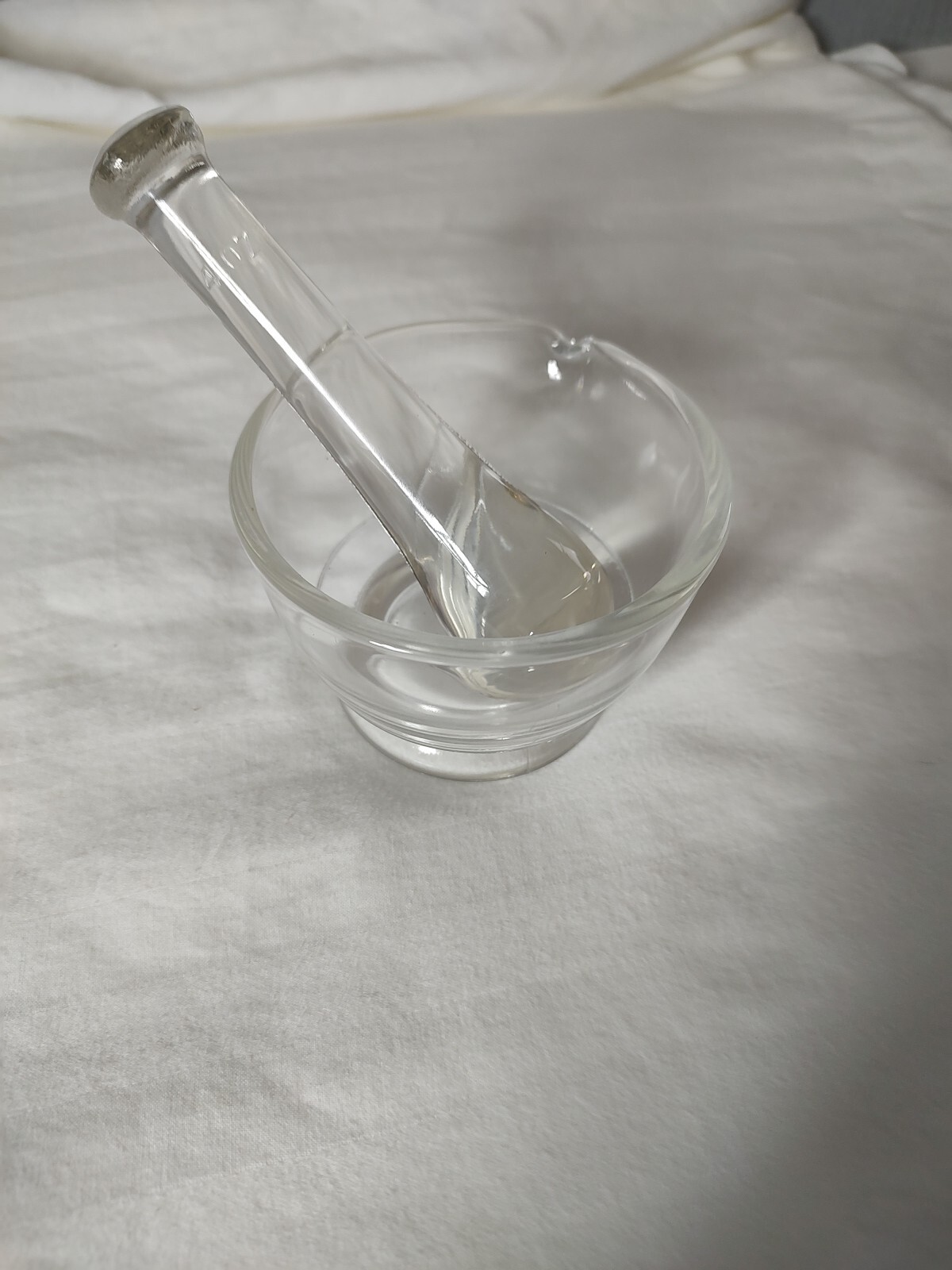 Vintage Pharmacy Postal & Mortar Glass Apothecary 4 Oz Pour Spout No Chips