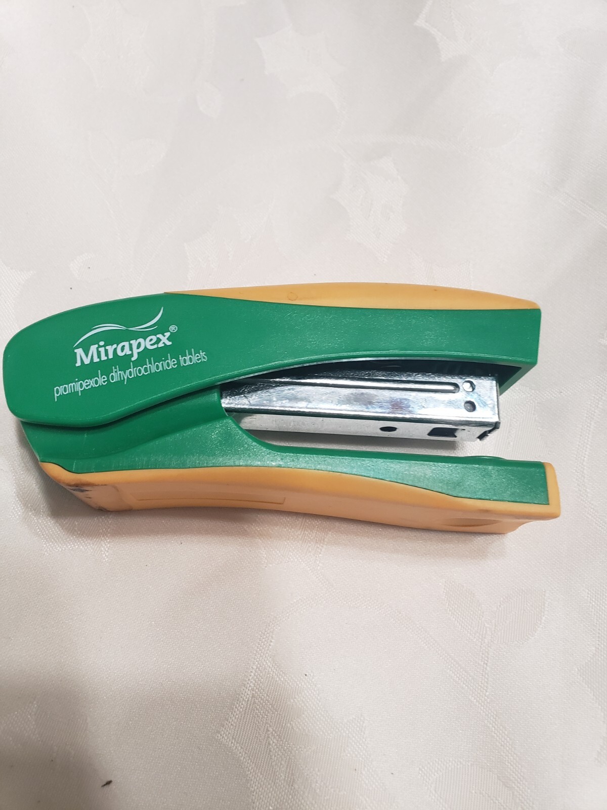 Mirapex Mini Stapler with Green Yellow Staples Drug Rep Pharmaceutical Super