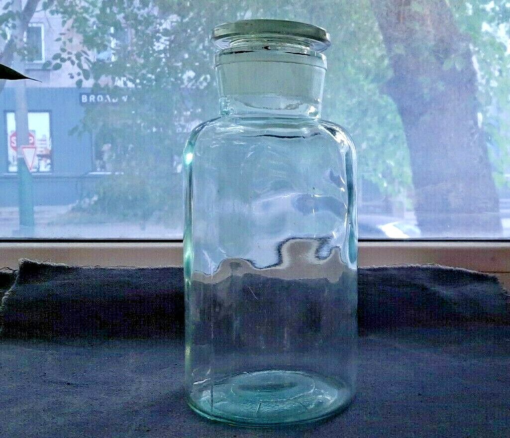 Pharmacy jar for reagents with an unpolished lid volume 1000 ml USSR