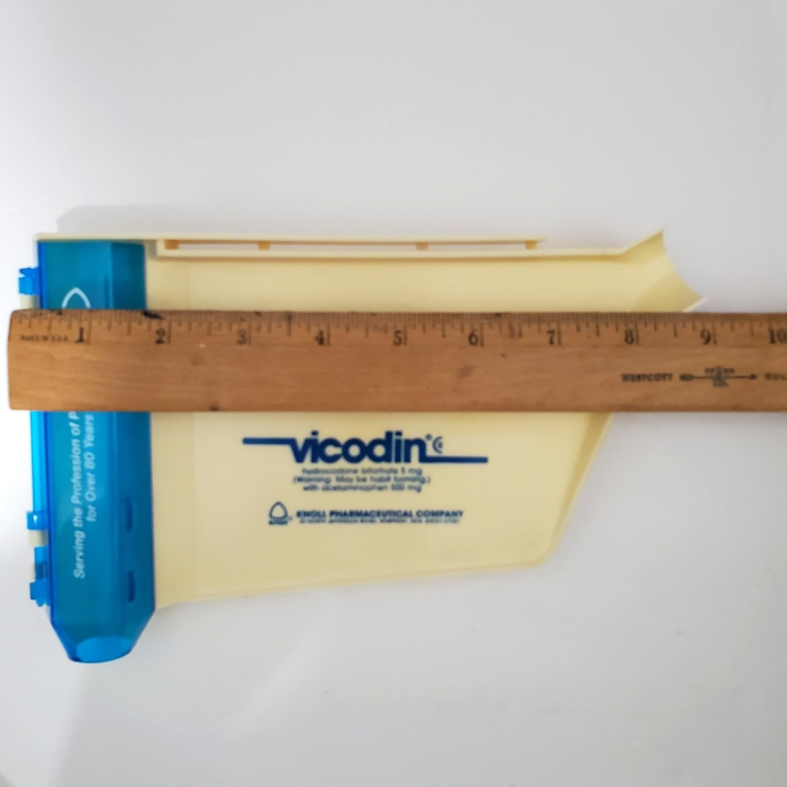 VTG Vicodin Isoptin Plastic Pill Sorter Counting Tray Pharma Promo Knoll Pharm