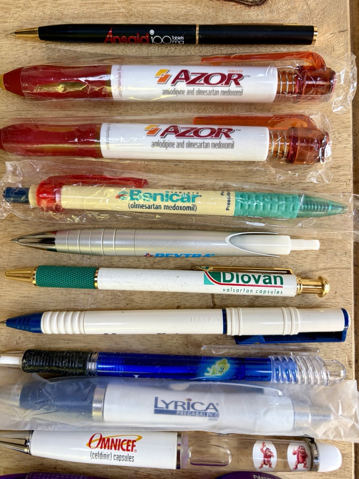 Lot Of 20 Vintage Pharmaceutical Drug Rep Pens