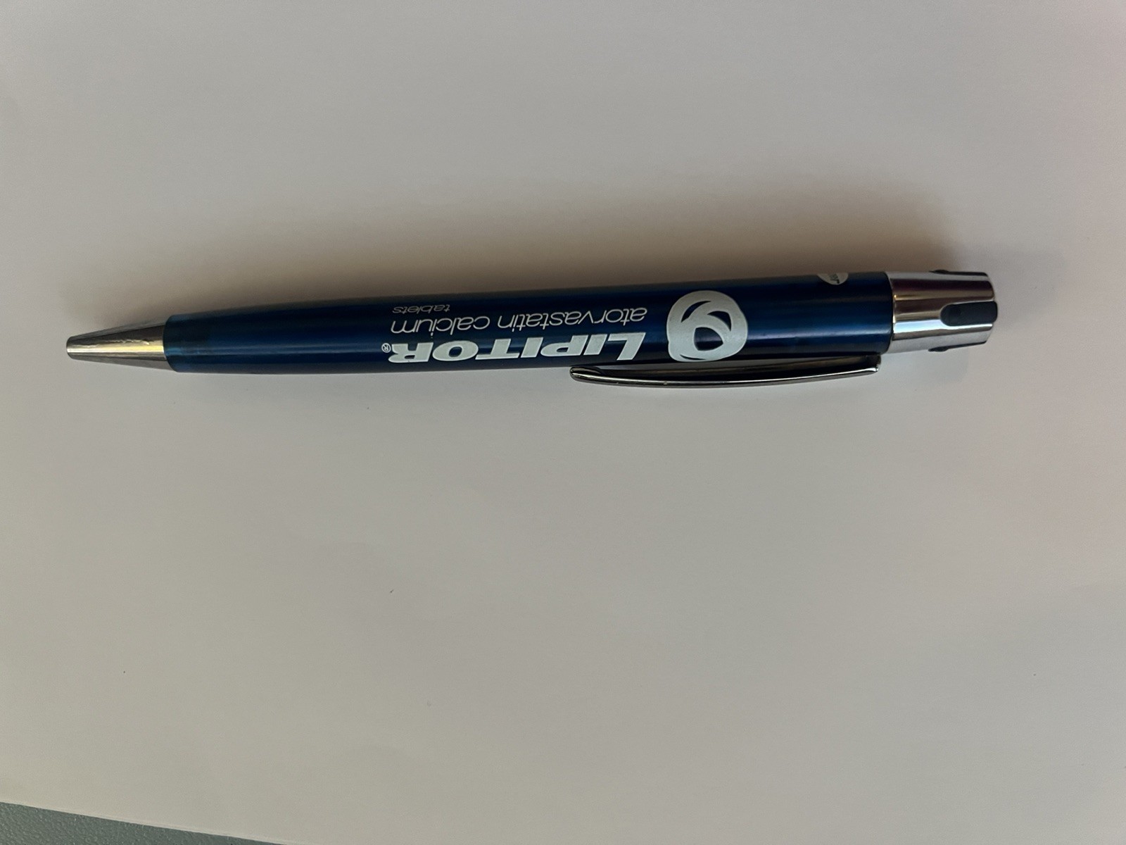 LIPITOR PHARMACEUTICAL DRUG REP PENS COLLECTIBLE heavy metal clear blue