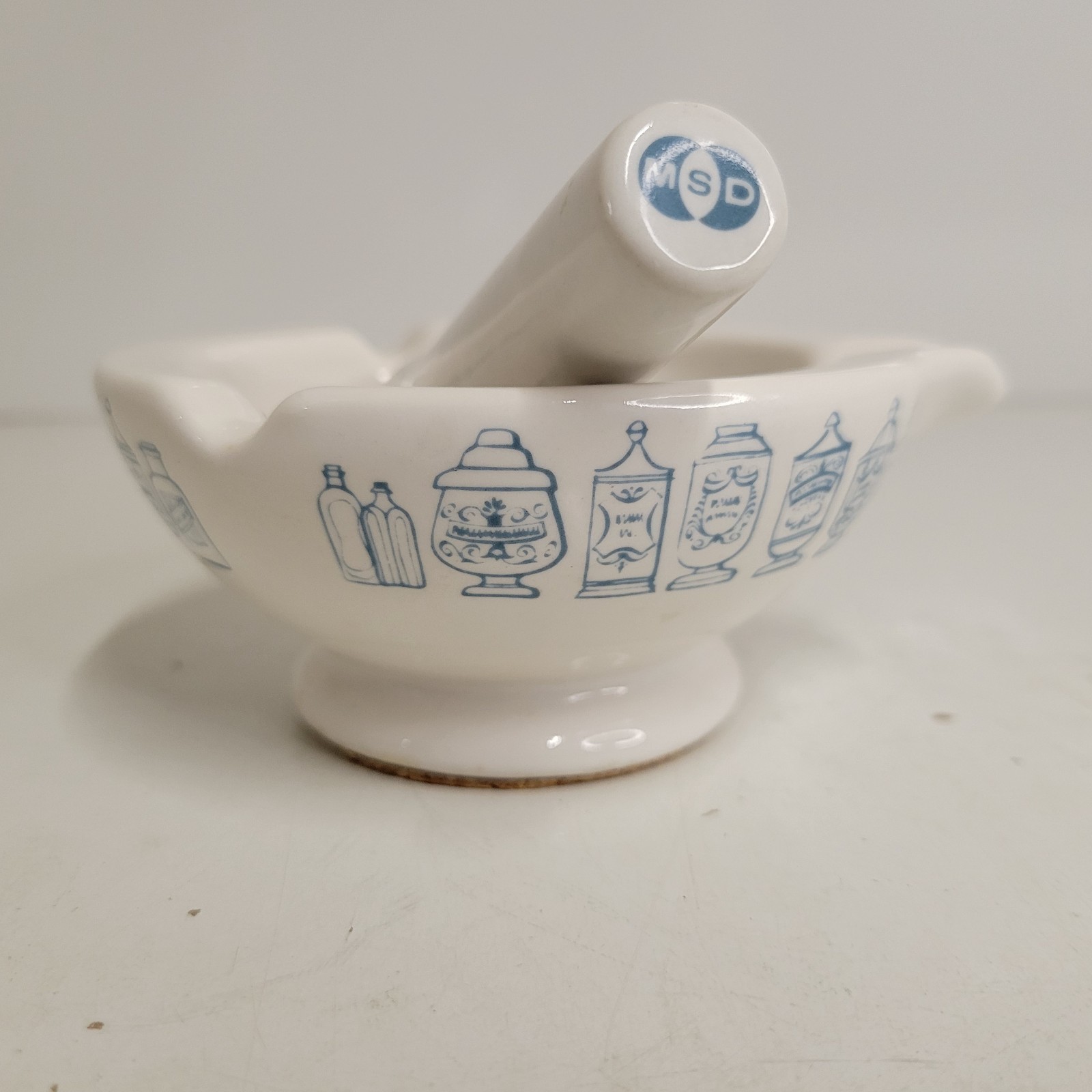 VTG Merck Sharp & Dohme Porcelain Pharmacy Mortar & Pestle Ashtray MSD C. Lamb
