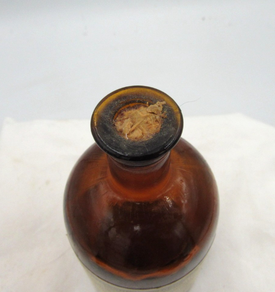 BW – 1930’s Fritzsche Bros NY Oil of Lavender 4 1/2″ Amber Medicine bottle