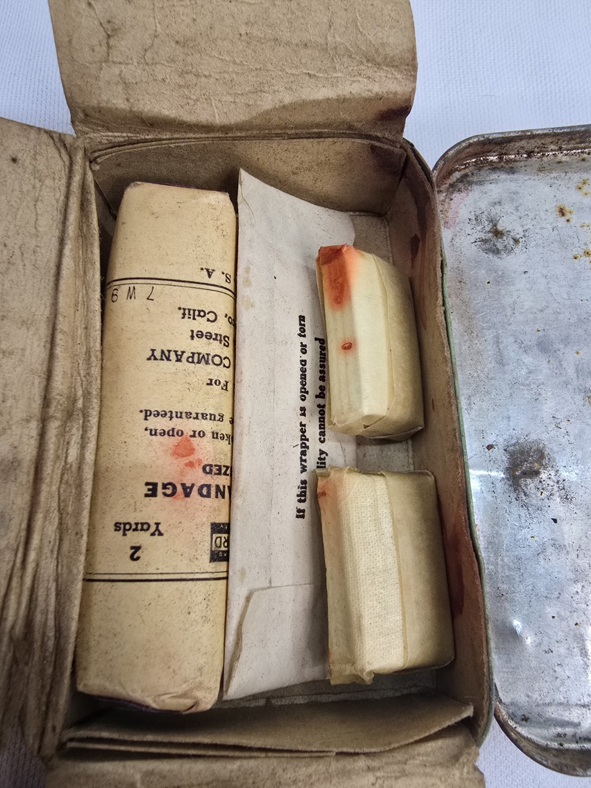 Antique 1930’s Bullard First Aid Pocket Packet Tin Kit W/ Bandages Gauze