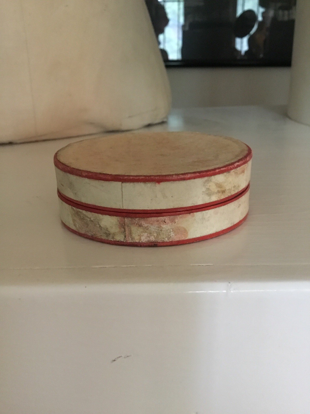 Vintage FRENCH Pharmacie Round Cardboard Container Red PATE PECTORALE Codeine